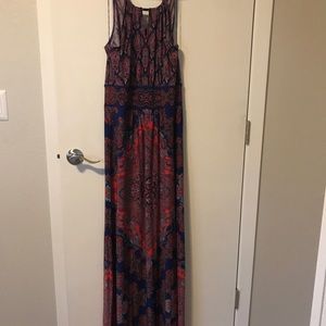 Maxi dress with beautiful blue and red pattern